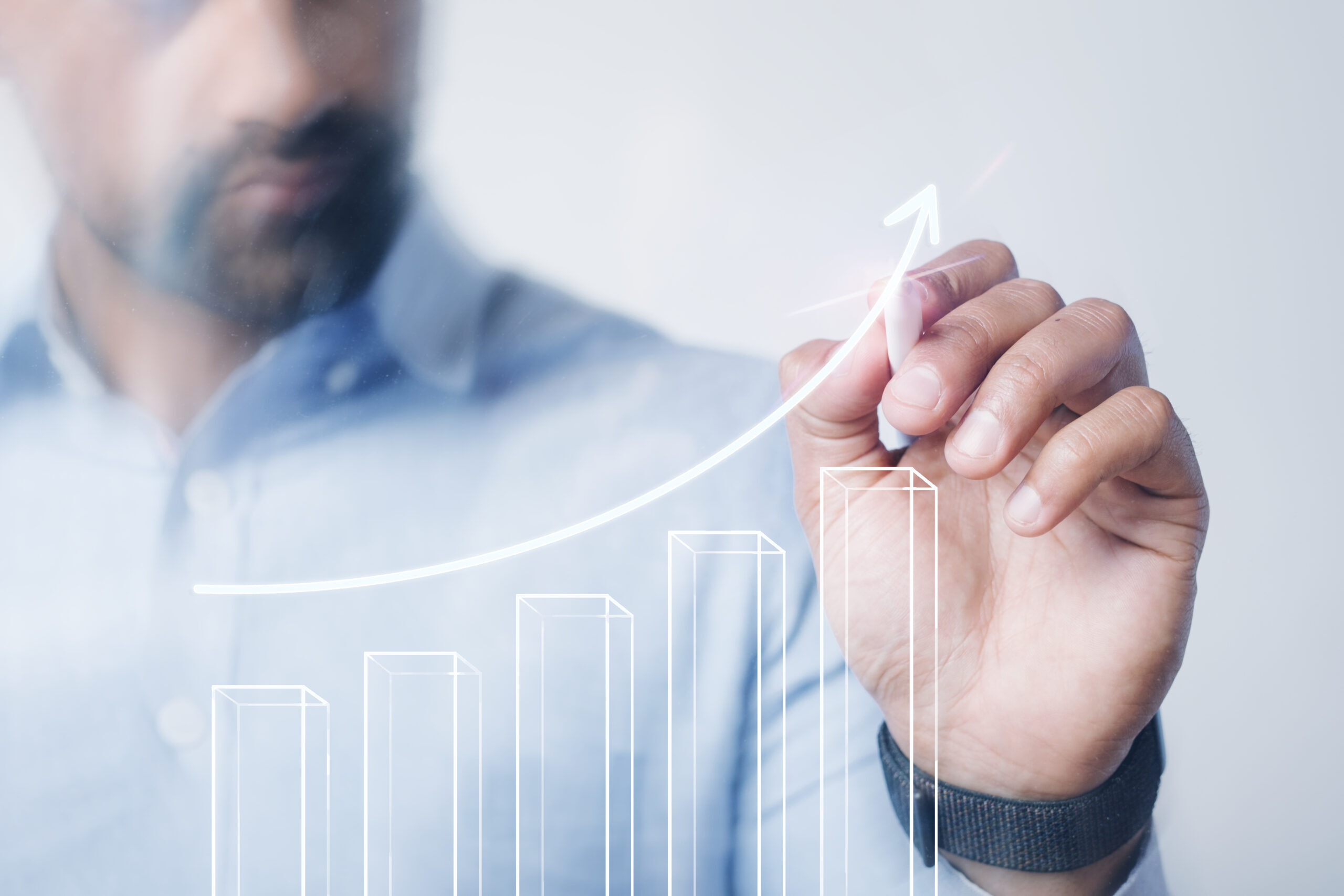 cropped-man-giving-business-presentation-using-high-technology-digital-pen-scaled-1.jpg